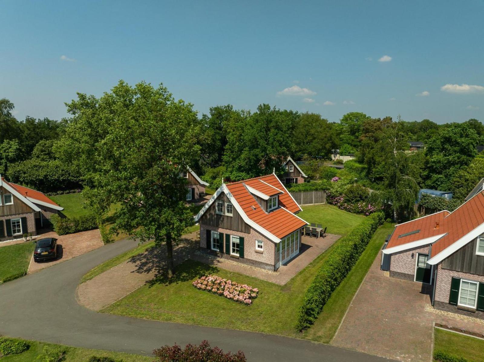 De Nagtegaal * Hoge-Hexel
